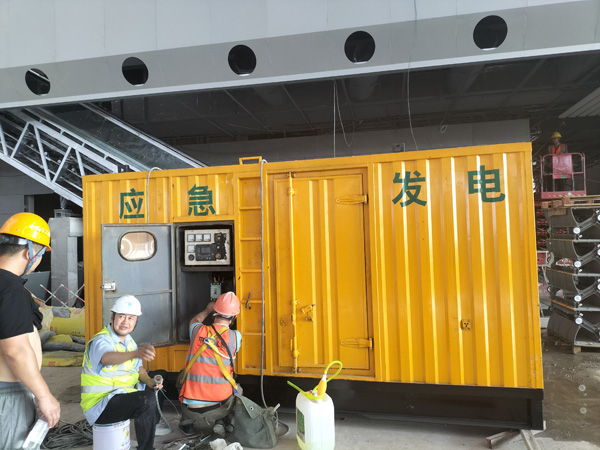 南陵怎样判断空气滤清器是否需要更换？